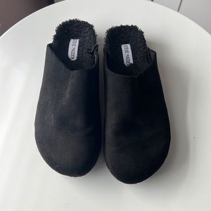 Like New Steve Madden Clogs